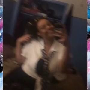 Meet your Posher, Dallis